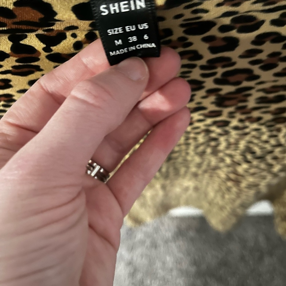 Leopard print blouse - Picture 2 of 3